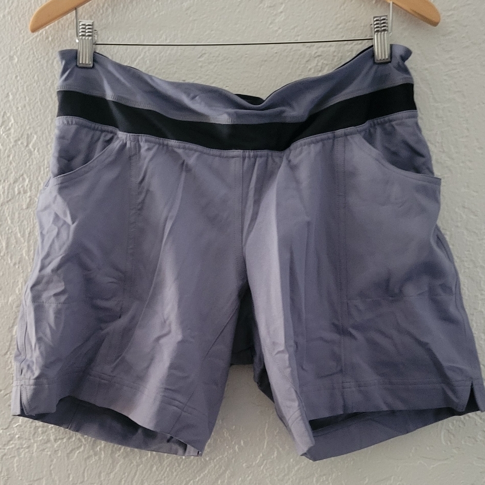 Shasta Cycling Shorts Size Large NWT